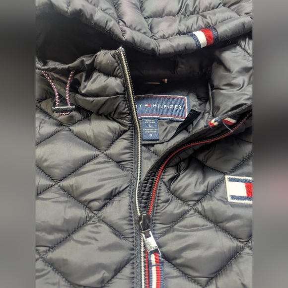Tommy Hilfiger Quilted Black Hooded Jacket Size Large - Picture 6 of 12